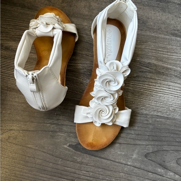 Women's size 38 7.5 Patrizia by spring step wedge shoes heels sandals flower - Picture 3 of 5